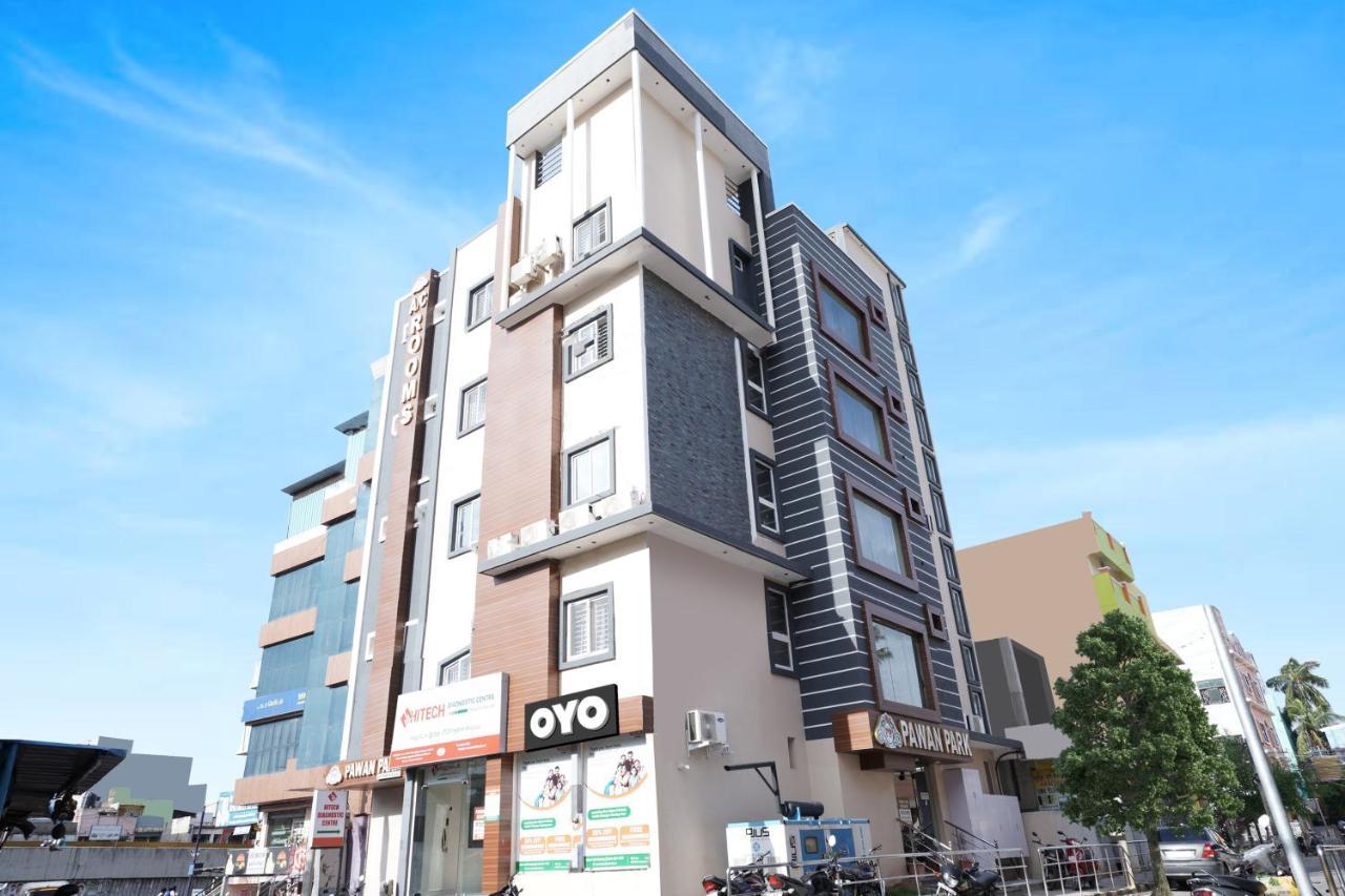 Oyo Flagship Pawan Park Hotel Vellore Exterior foto